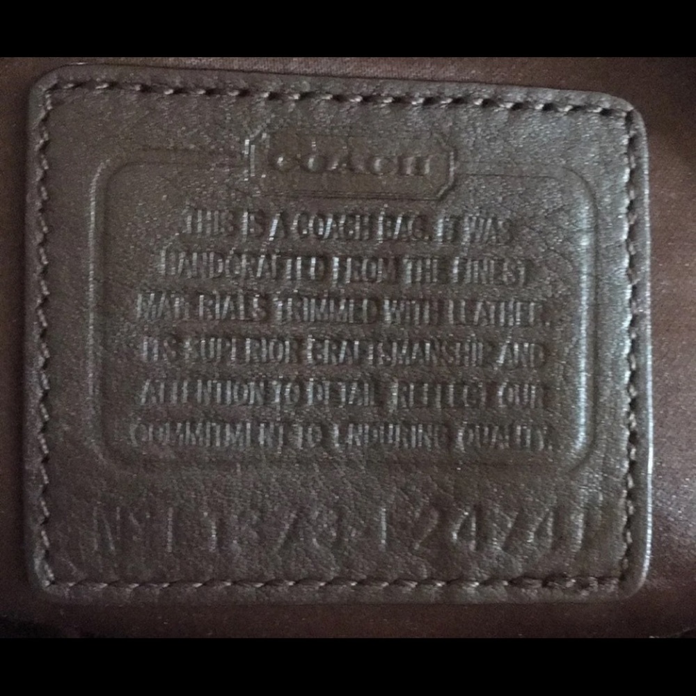 Coach purse - Picture 5 of 8